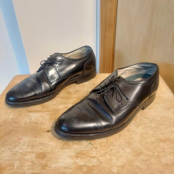 Florsheim Imperial Comfortech Men's US 10 Black Leather Wingtip Oxford Shoes - Picture 1 of 9